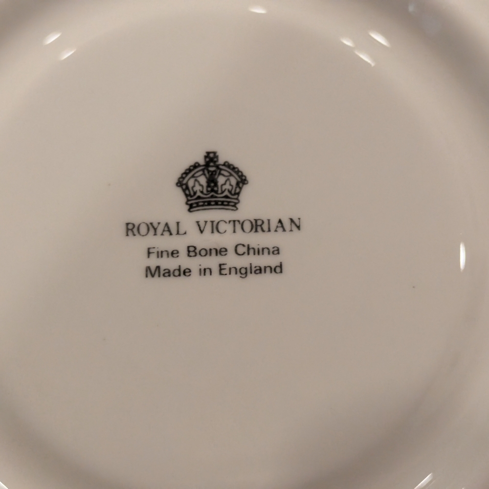Teacup and Saucer - Picture 4 of 4